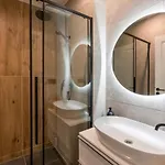 Wellness Republika Apartmanhotel 4*
